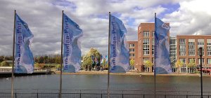 Innenhafen Duisburg Flaggen